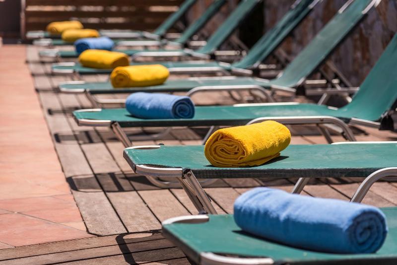 Icarus Hotel Kalamaki Eksteriør billede